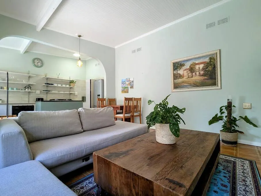 Beachside 2Bd Home In The Heart Of Sea Point! ケープタウン